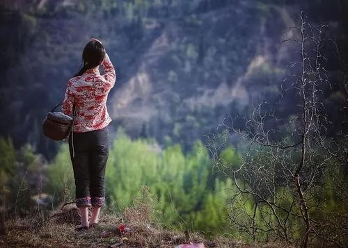 山林中头一个女人,探寻神秘女性的传奇故事  第1张